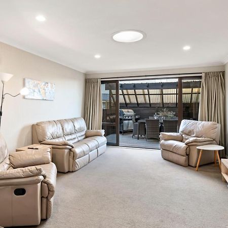 Taupo Escape - Rainbow Point Holiday Home Exterior foto